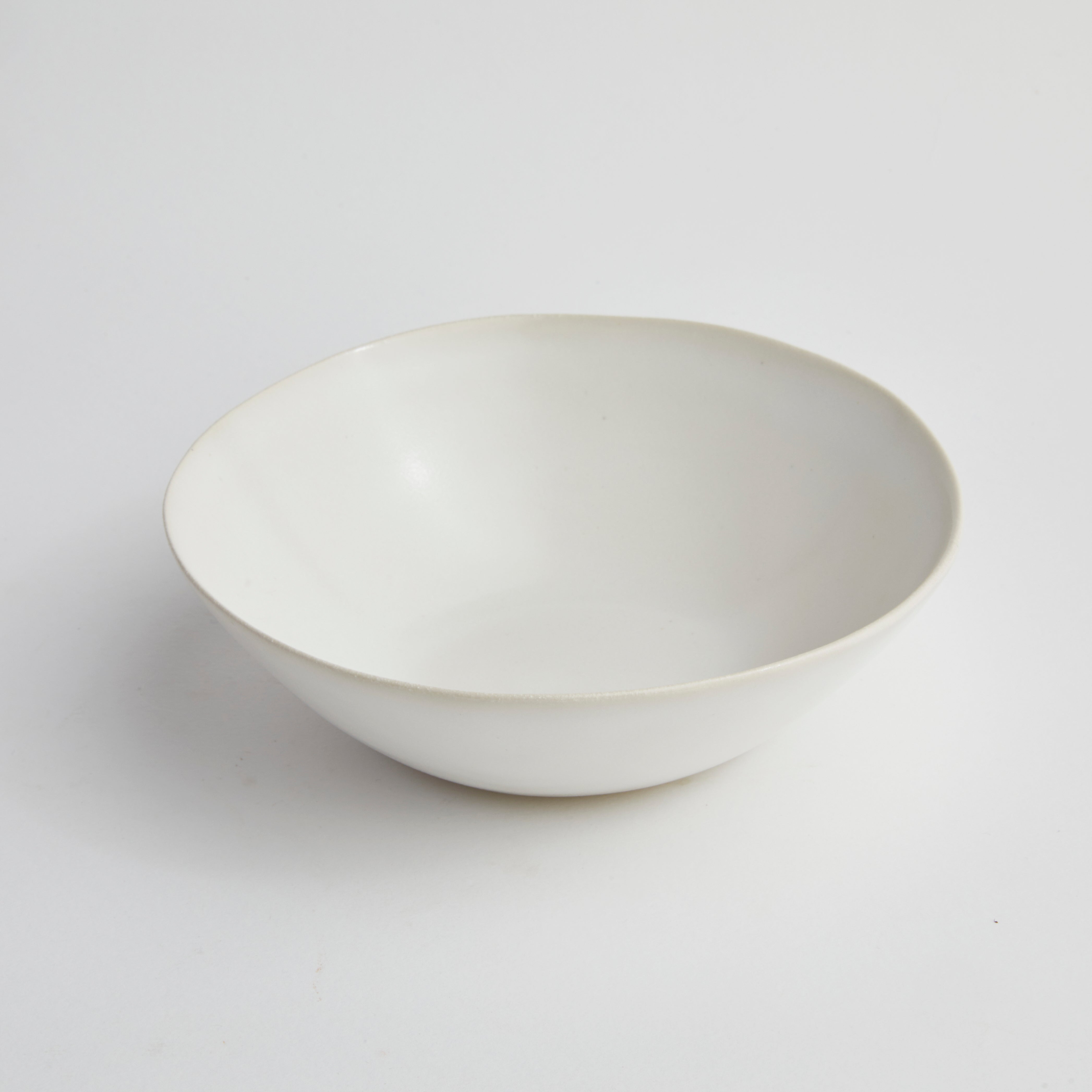 Satin Matte White - Medium Bowl (set of 2)