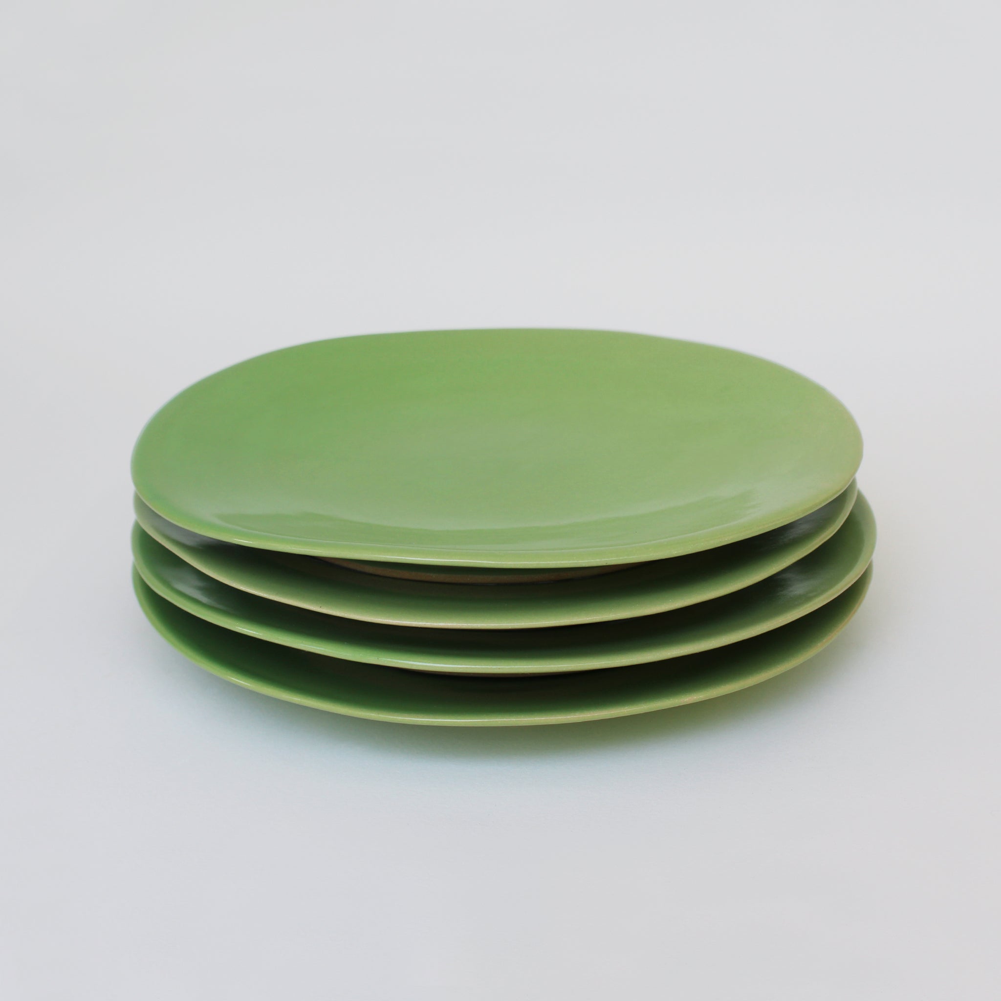 Medium Plate, set of 4