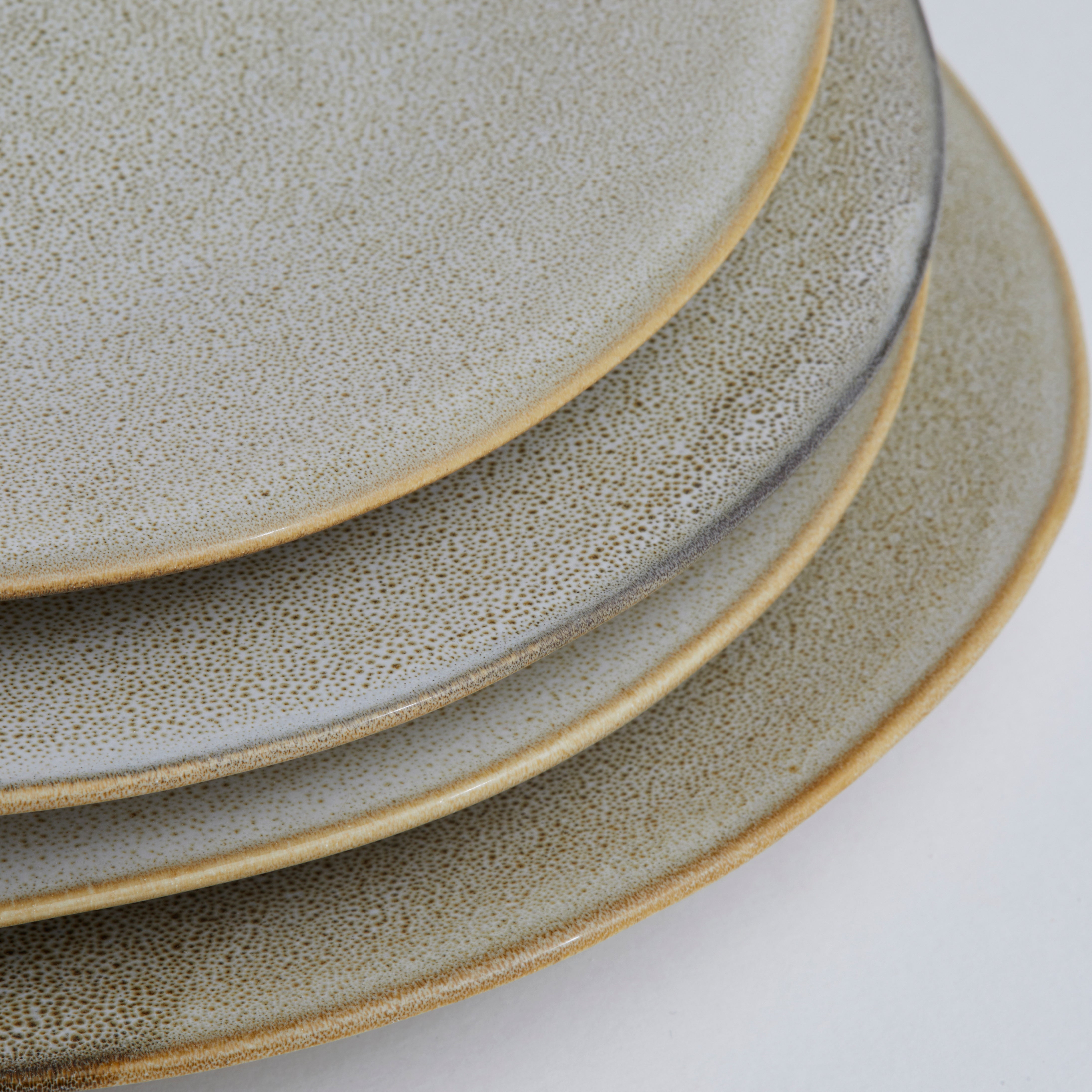 Ostrich - Medium Plate (set of 4)