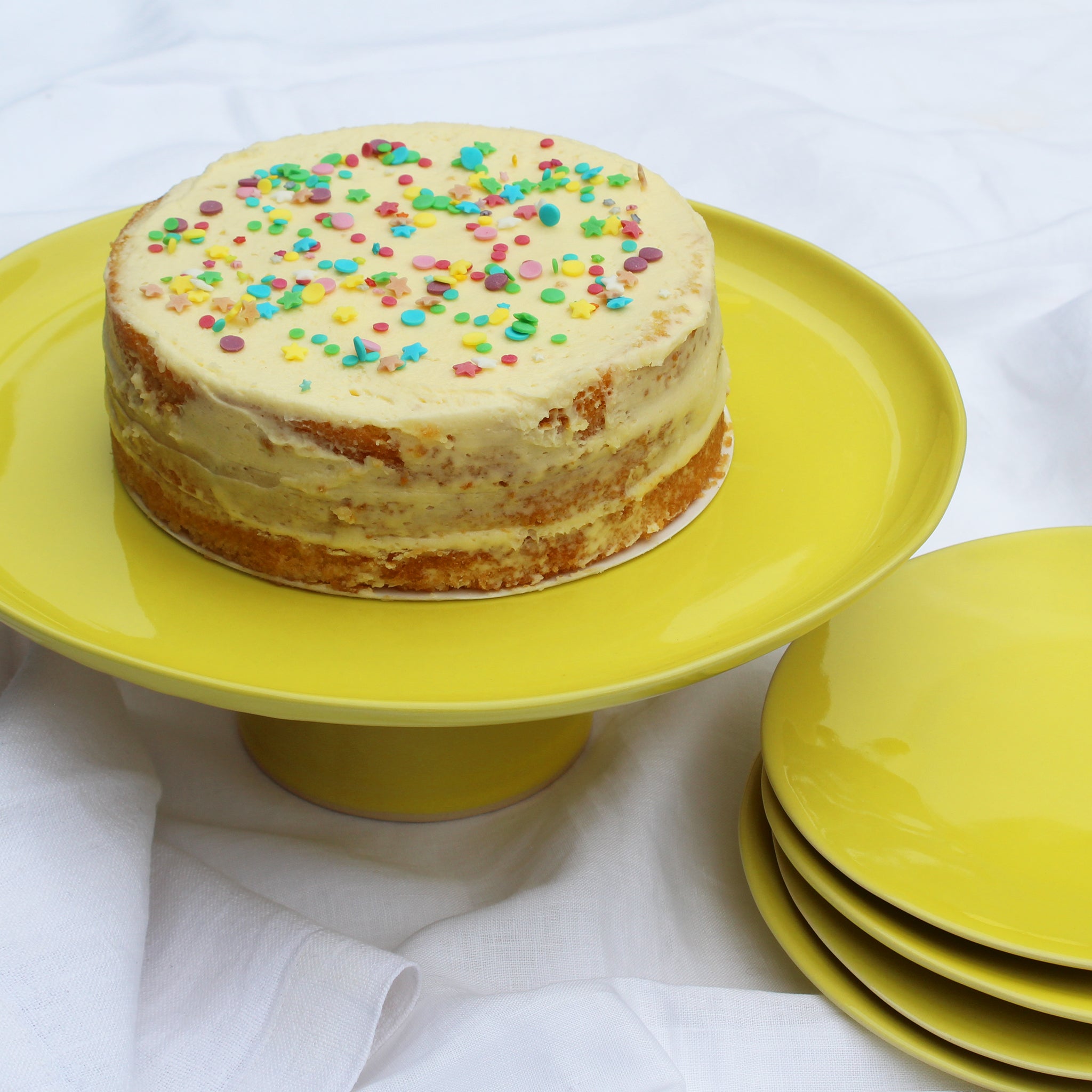 Short Cake Stand