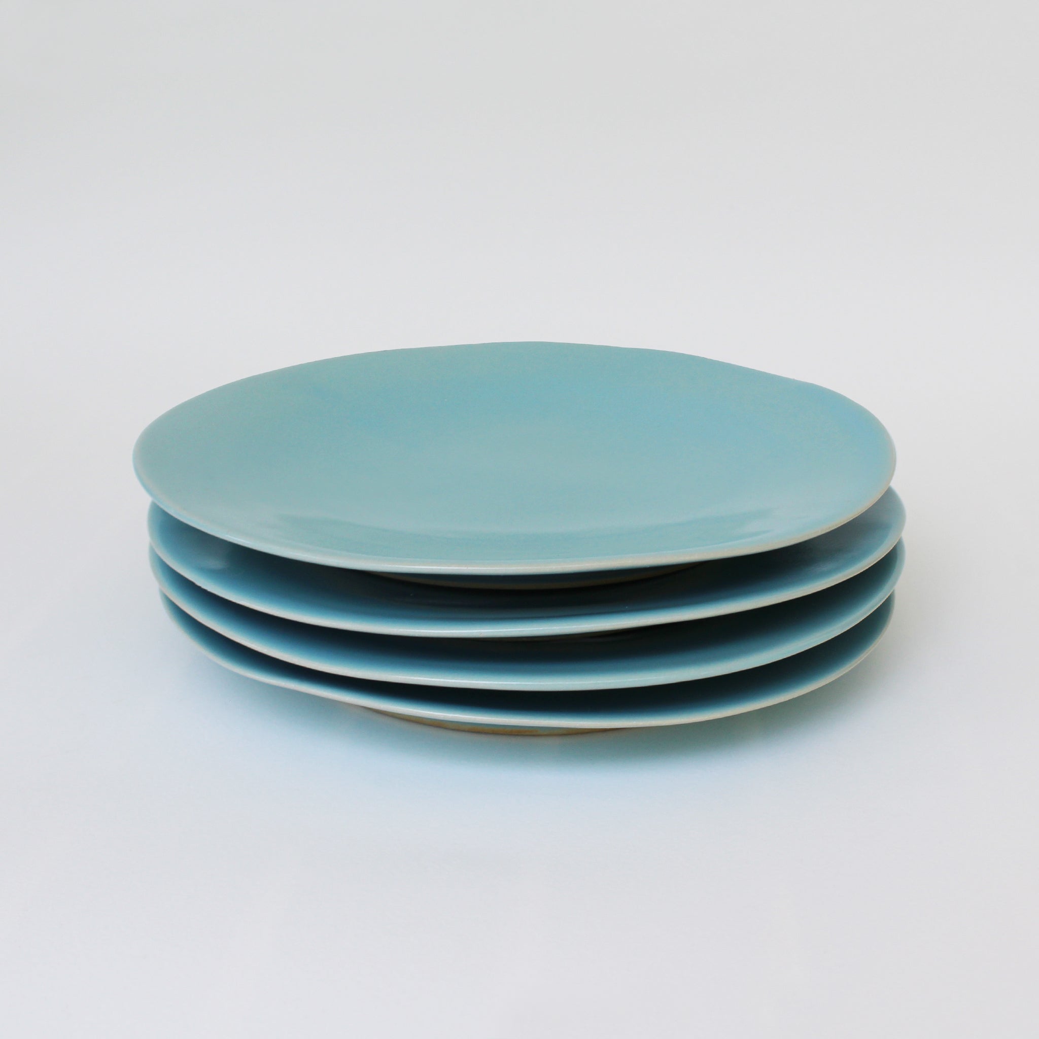 Medium Plate, set of 4