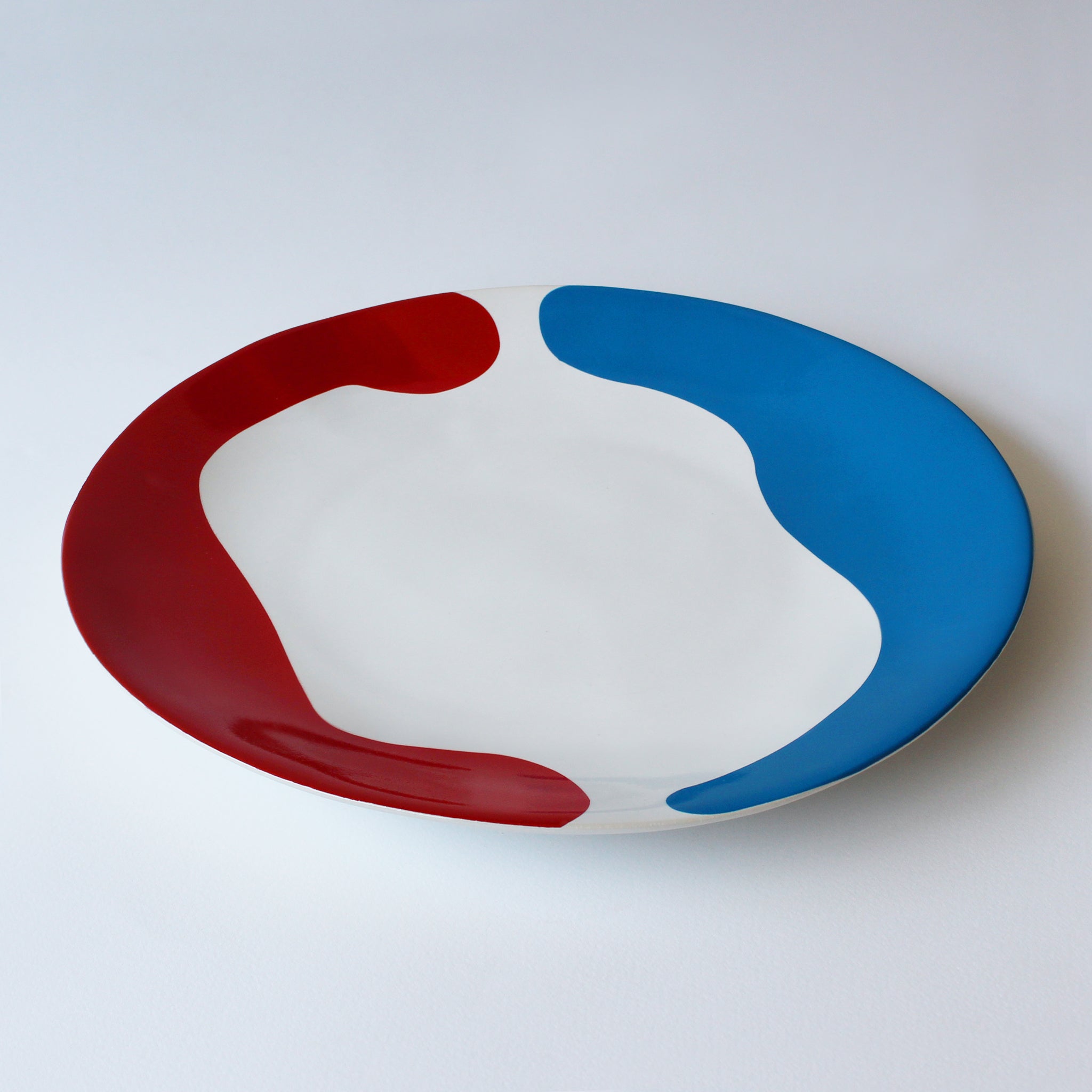 Gloss White Dinner Plates accented with hand-applied sweeps of colour, set of 4