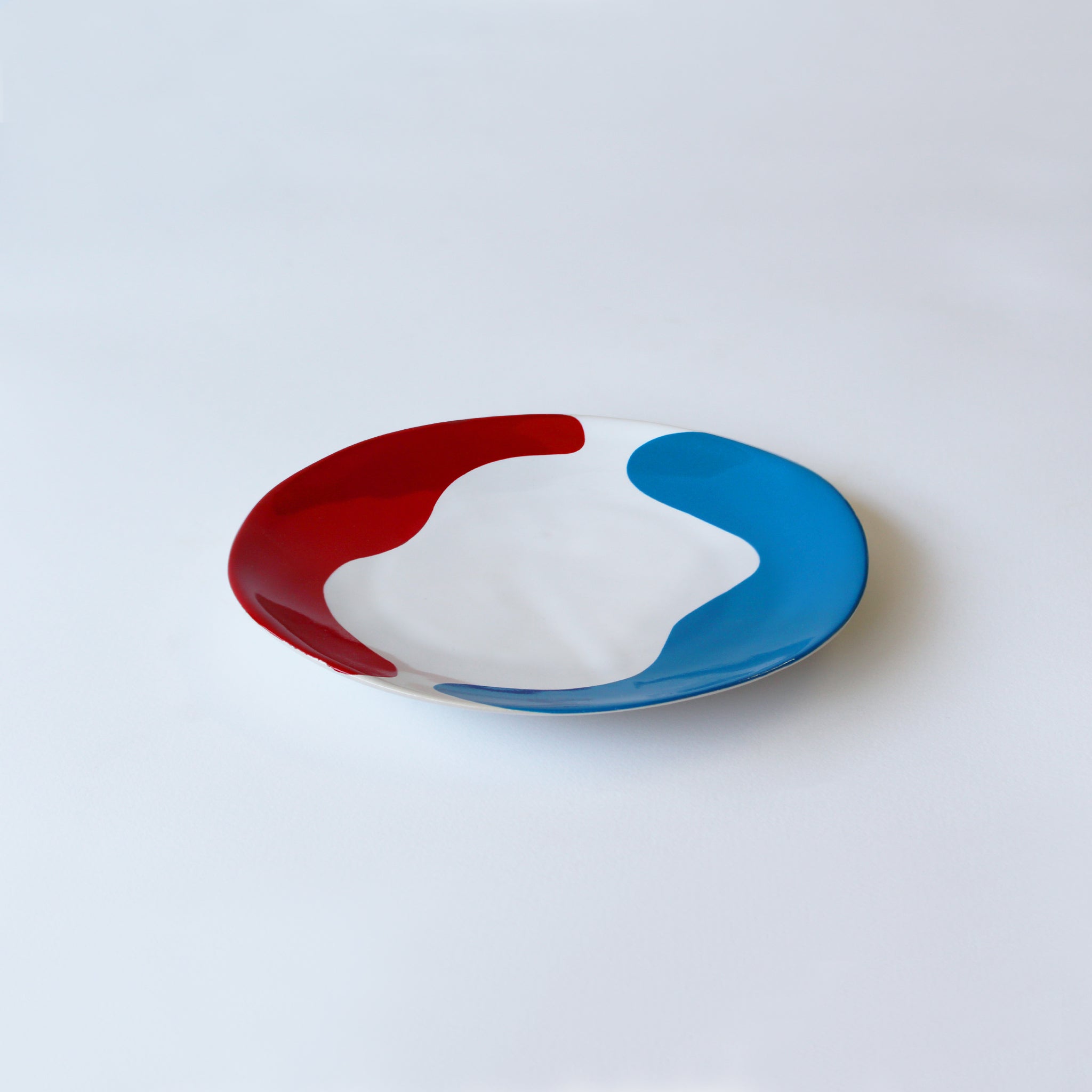 Gloss White Side Plate accented with hand-applied sweeps of colour, set of 4